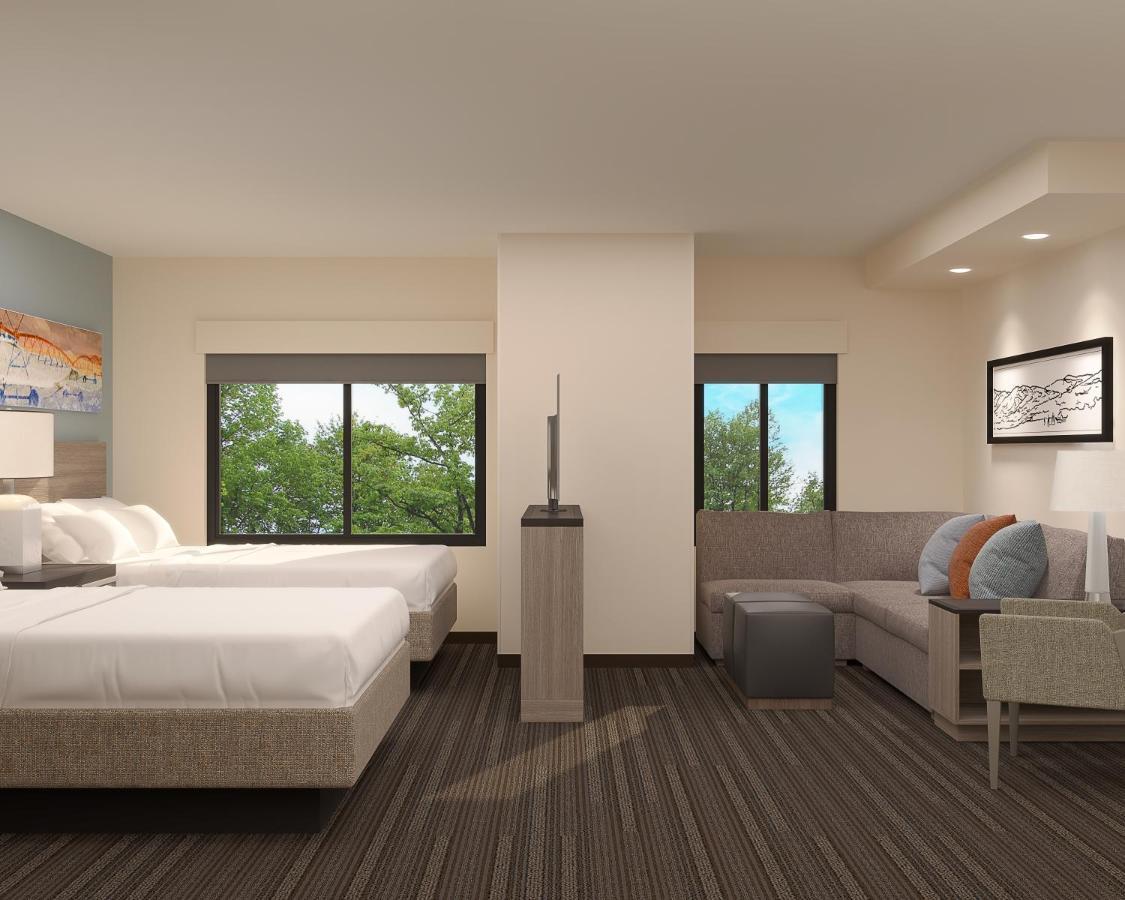 Hyatt Place Sacramento International Airport Exterior photo